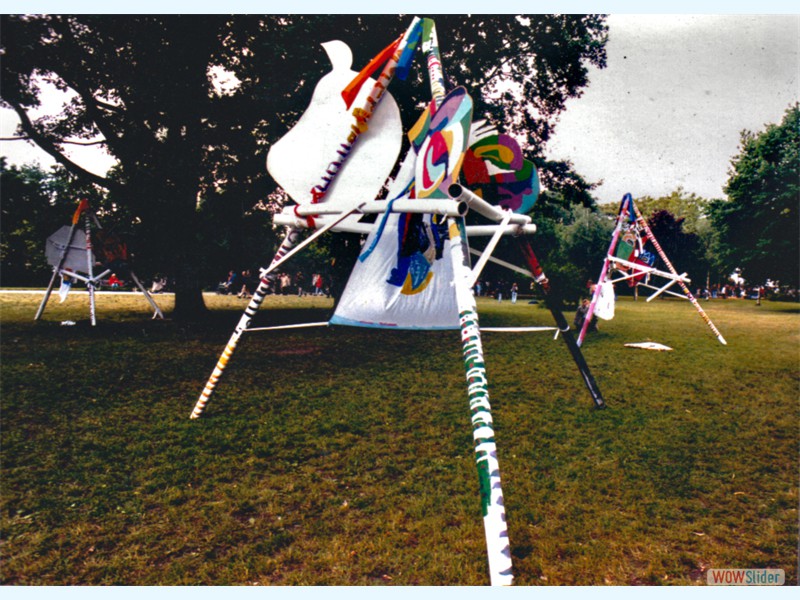 Fest-Gelände -Karneval der Kulturen / Sonnenuhr e.V.