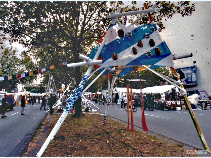 Fest-Gelände -Karneval der Kulturen / Sonnenuhr e.V.